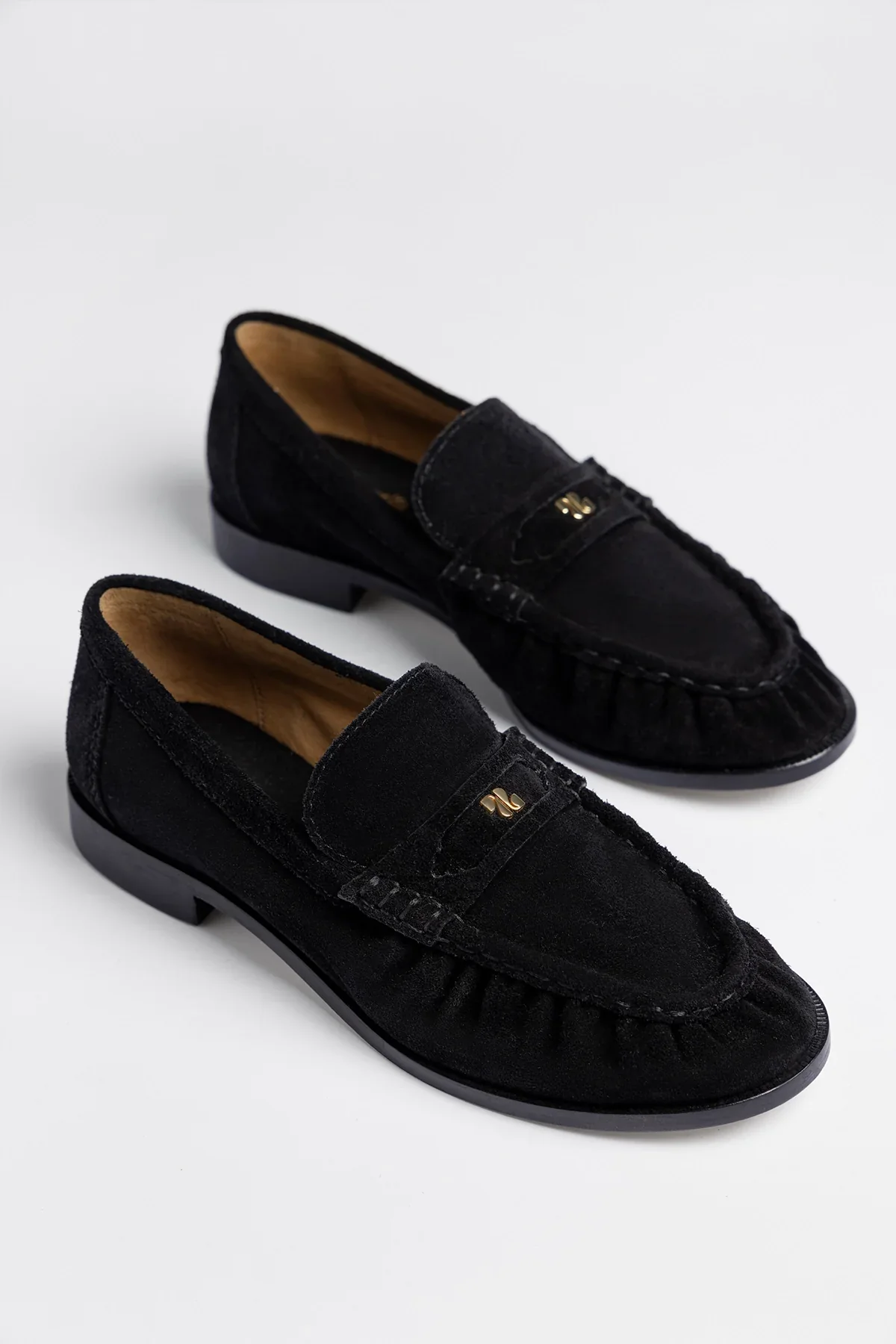 Suki Soft Loafer In Black Suede - Image 3