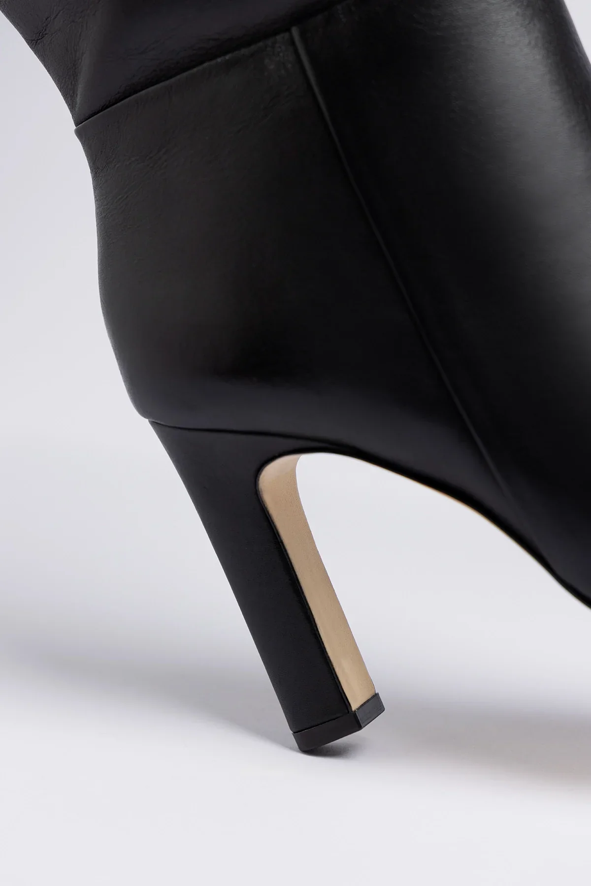 Cindy Wide Black Leather - Image 4