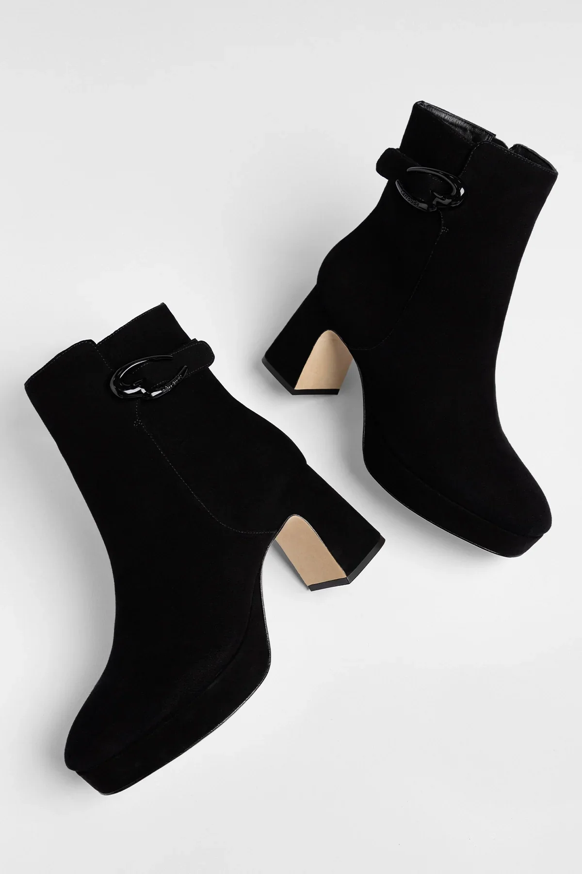 Dolly Verona Low Boot Black Suede - Image 3