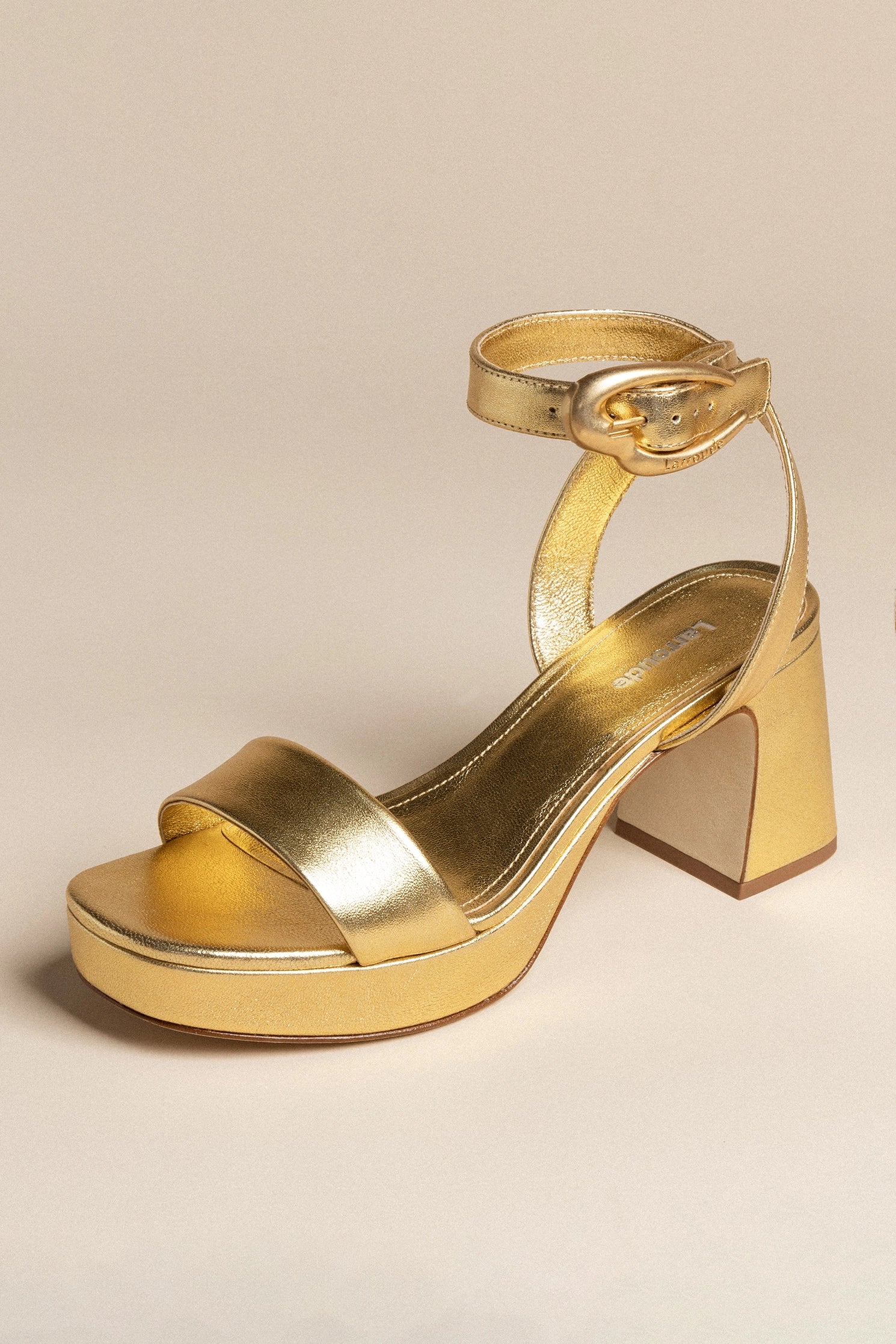 Dolly Verona Low Sandal In Gold Metallic Leather - Image 2