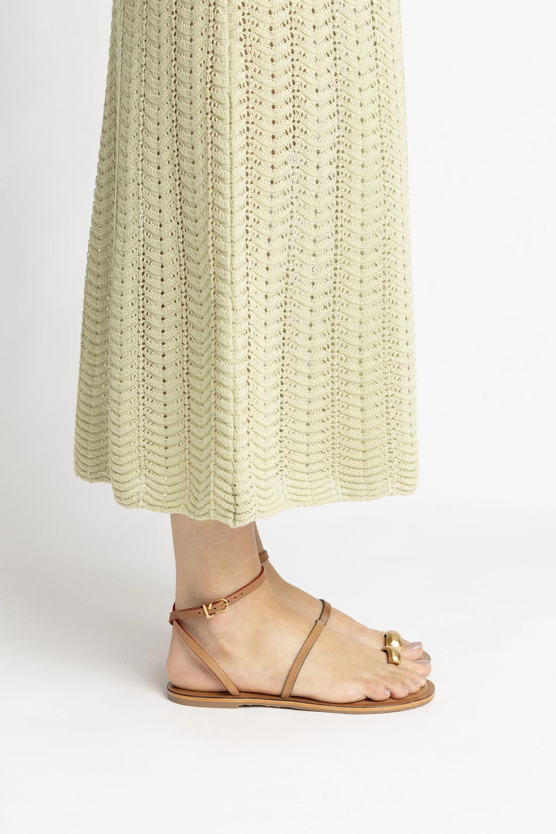 Biarritz Flat Sandal In Light Caramel Leather - Image 2