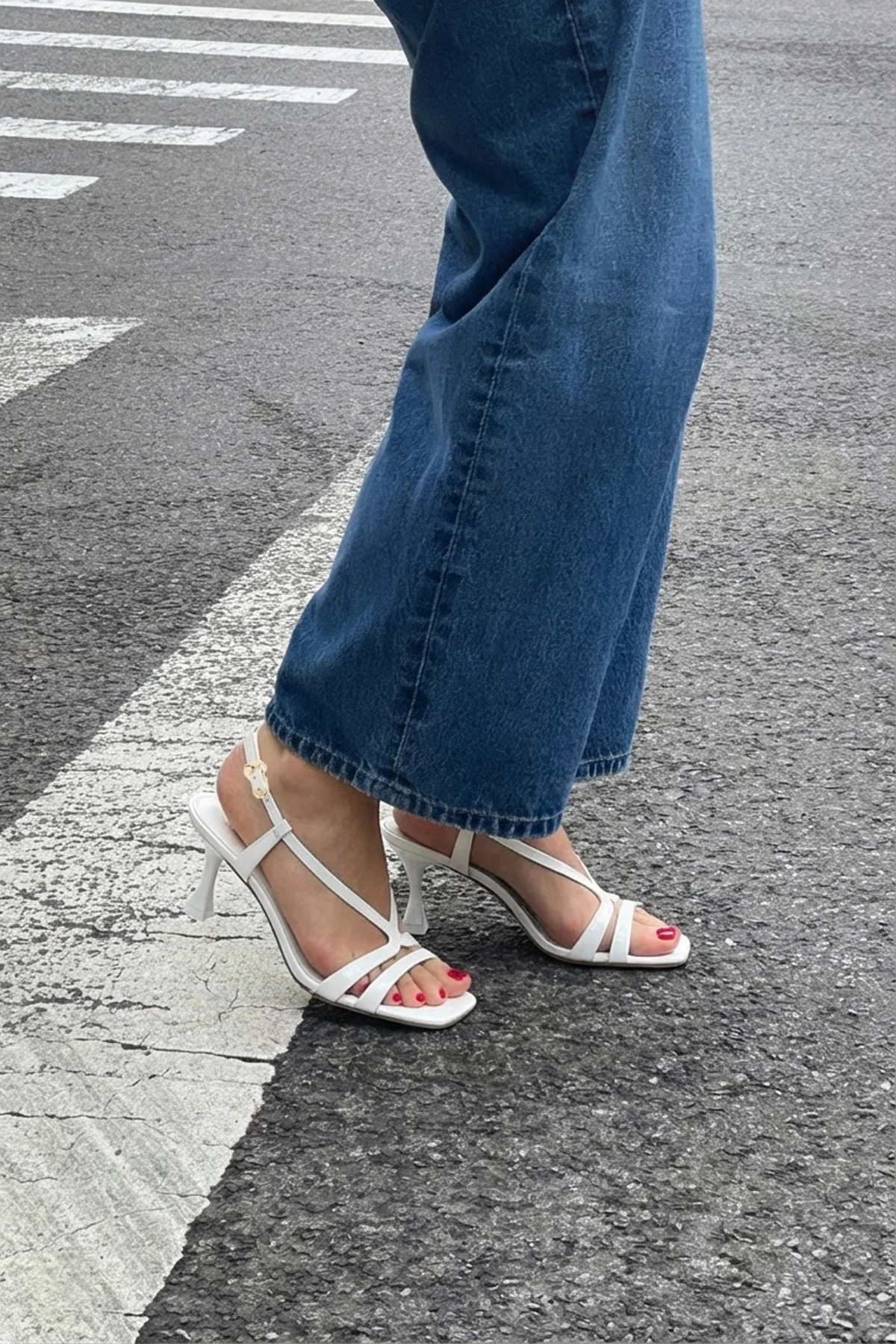 Daphne Sandal White Patent Leather - Image 2